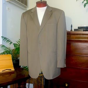 Geoffrey Beene mens suit 44R  W38